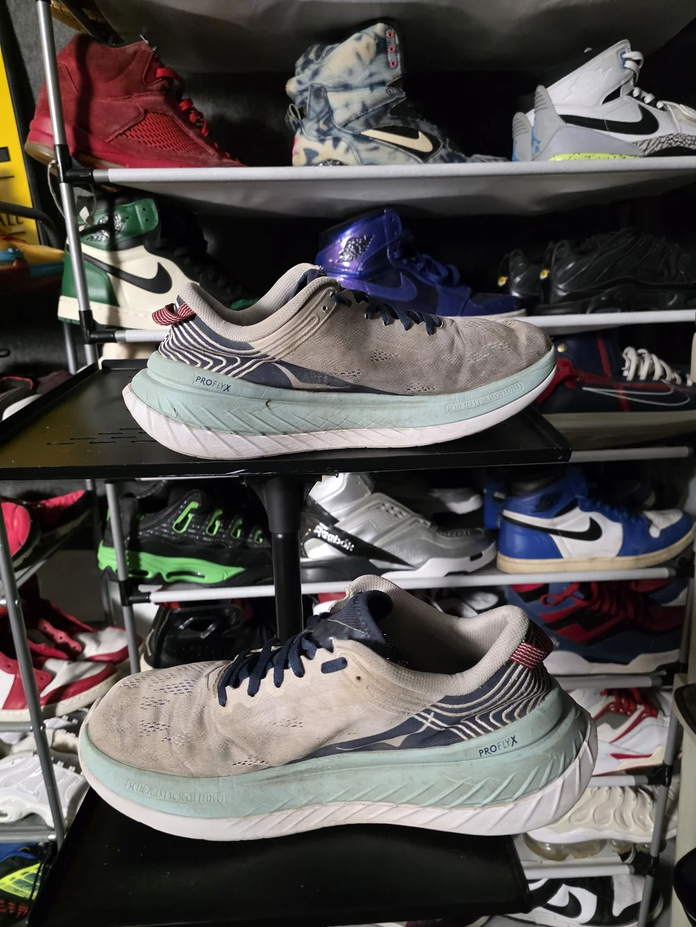 🔥 HOKA Carbon X Men Size 10 Lightweight Running Shoes - Cream & Mint